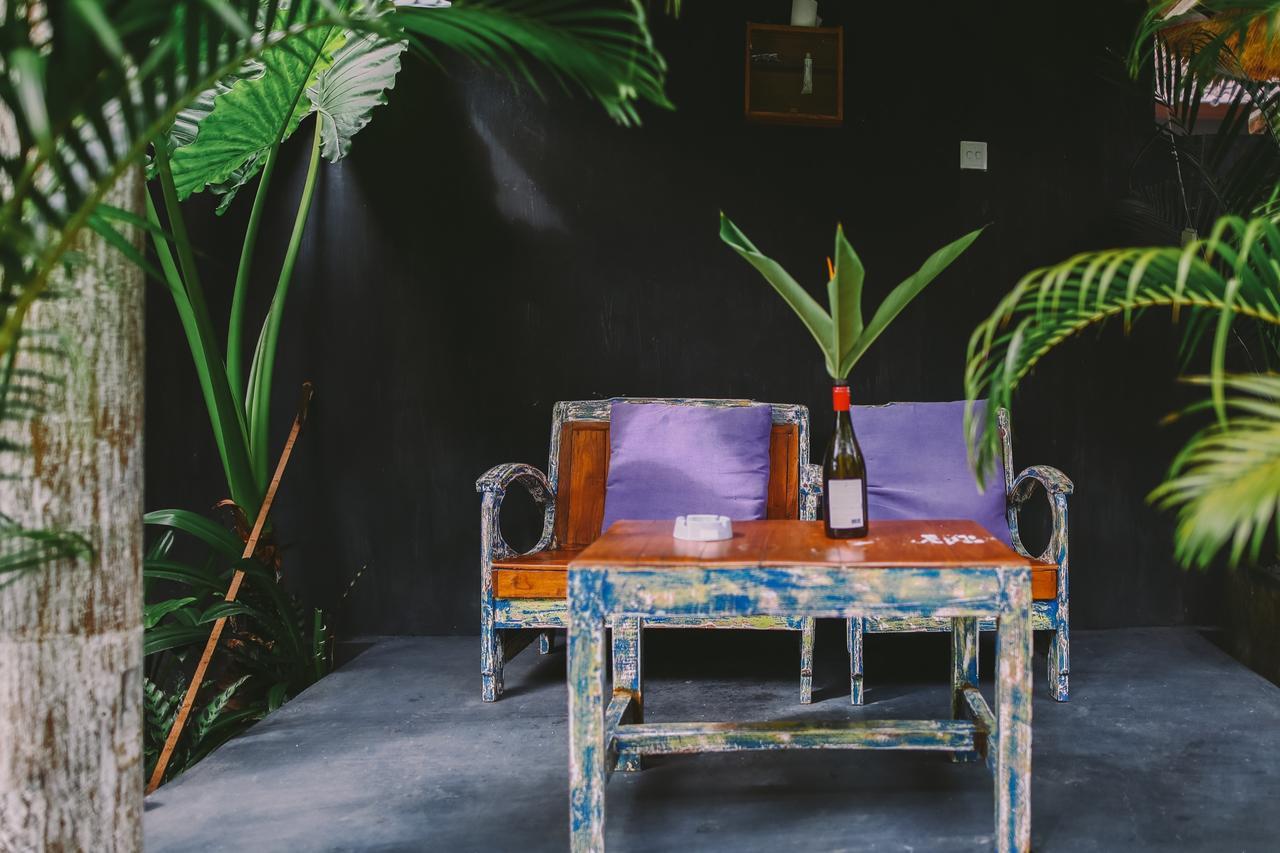Swan House Canggu Hotel Exterior photo